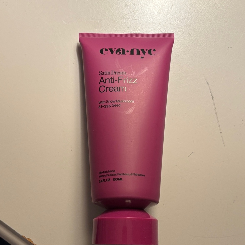 Eva NYC Satin Dream Anti-Frizz Cream
